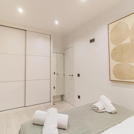 Luxury Duplex Plaza Del Pilar * סרגוסה